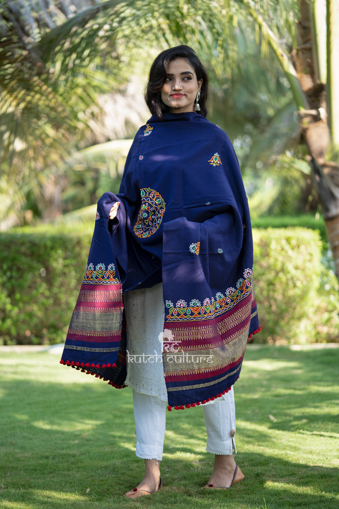 Kutch hand weaving aahir embroidery shawl Blue