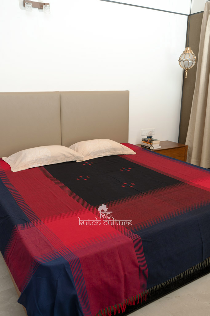 Black Red with blue Cotton Hand Weaving Bedsheet