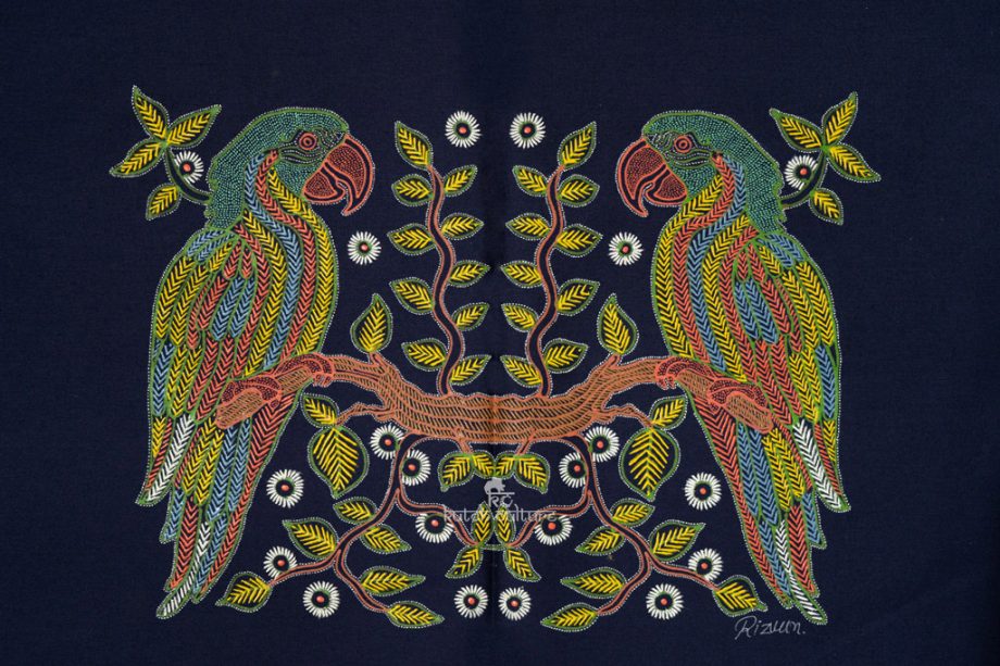 Bird motifs design in tree rogan art wall piece
