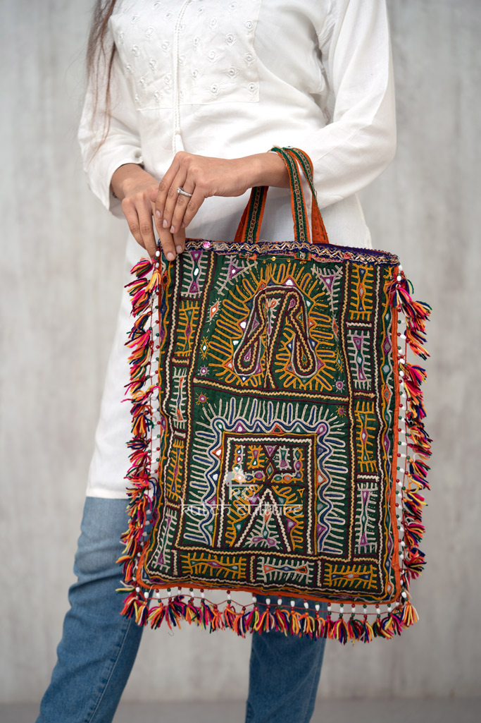 Kutchi Embroidery bag