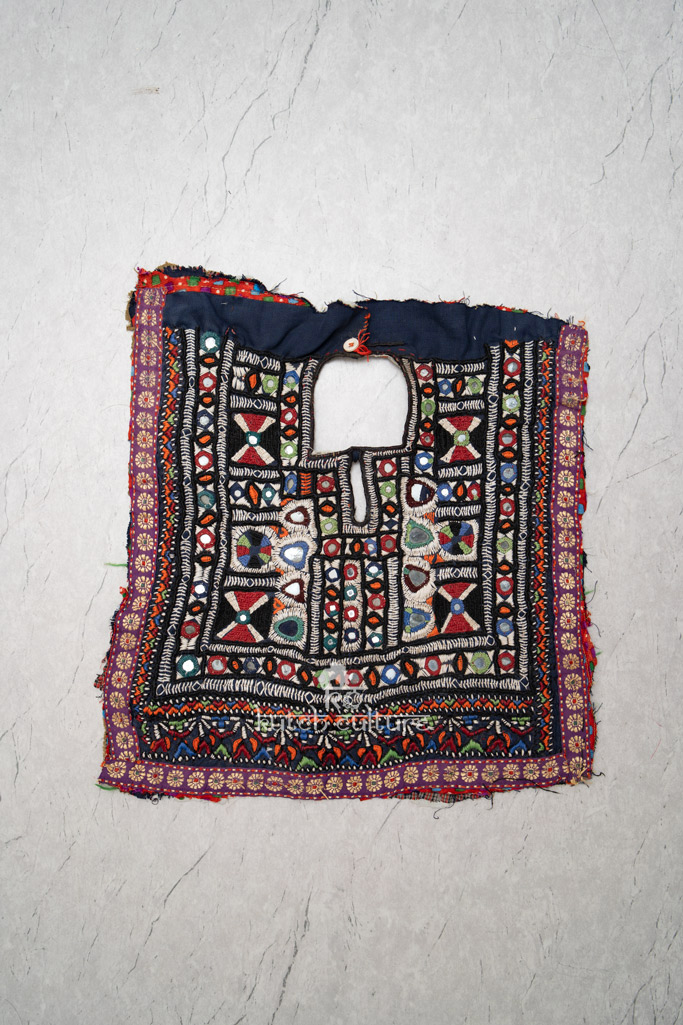 Gamthi work embroidery patches