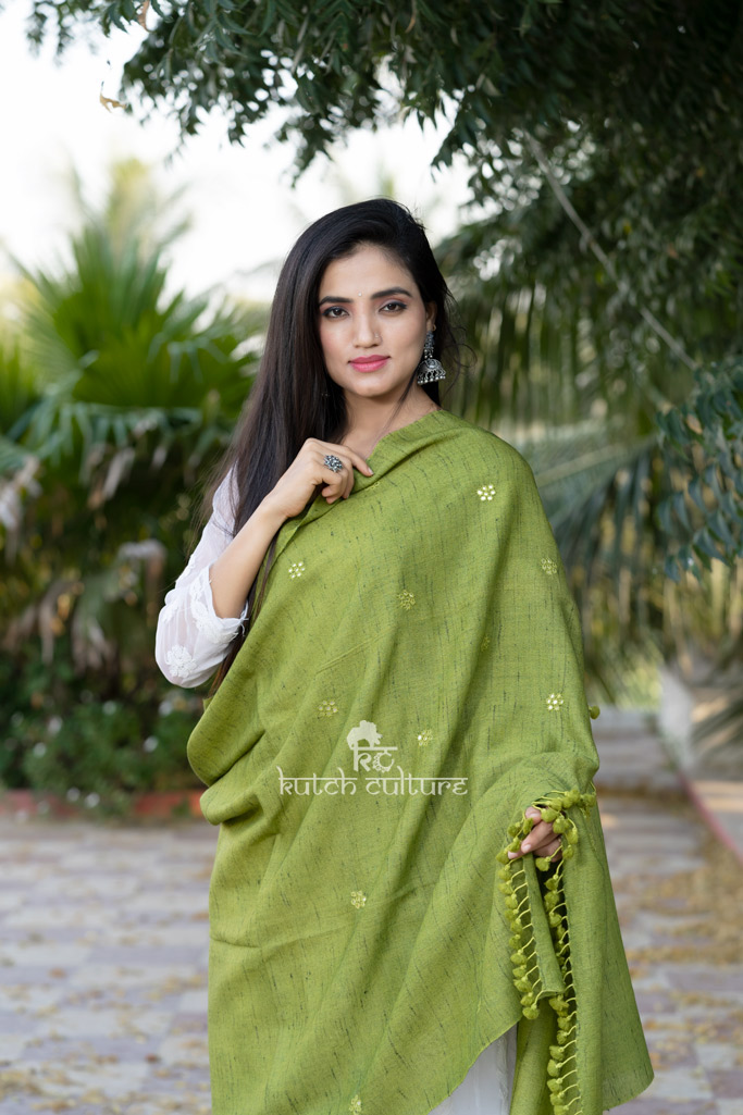 Green tusser silk shawl