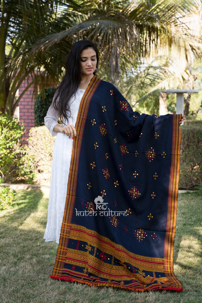 Kutch Hand Weaving Designer shawl