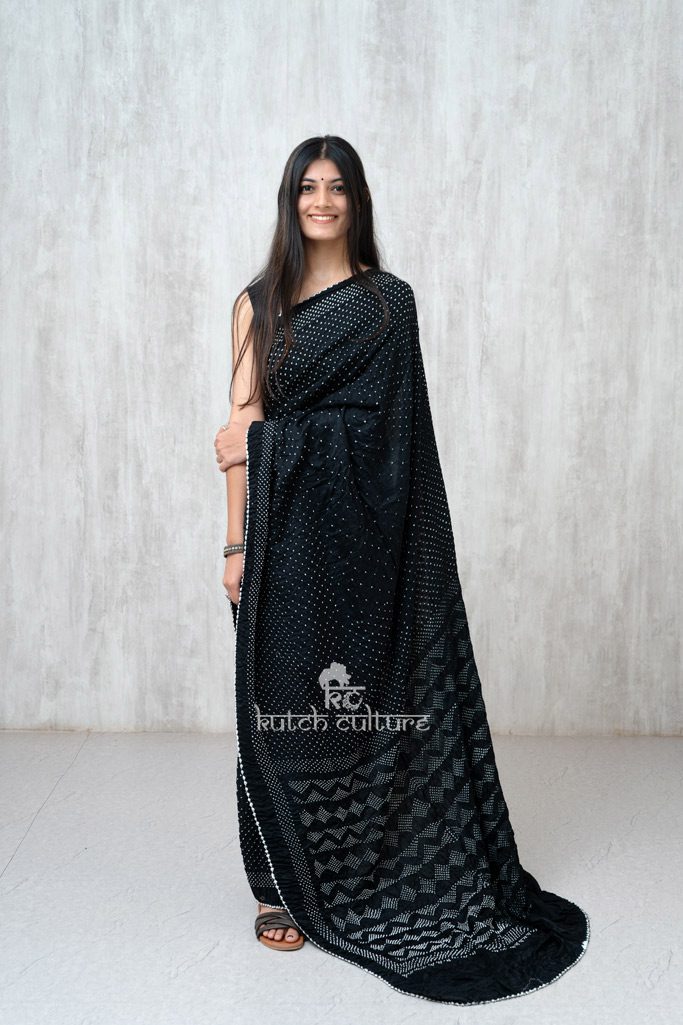 Pure Georgette Designer Rai Bandhej Saree with Real Zari Border as well as  Designer Pallu💕 Length - 6+ mt Technique - Classic hand woven … | Instagram