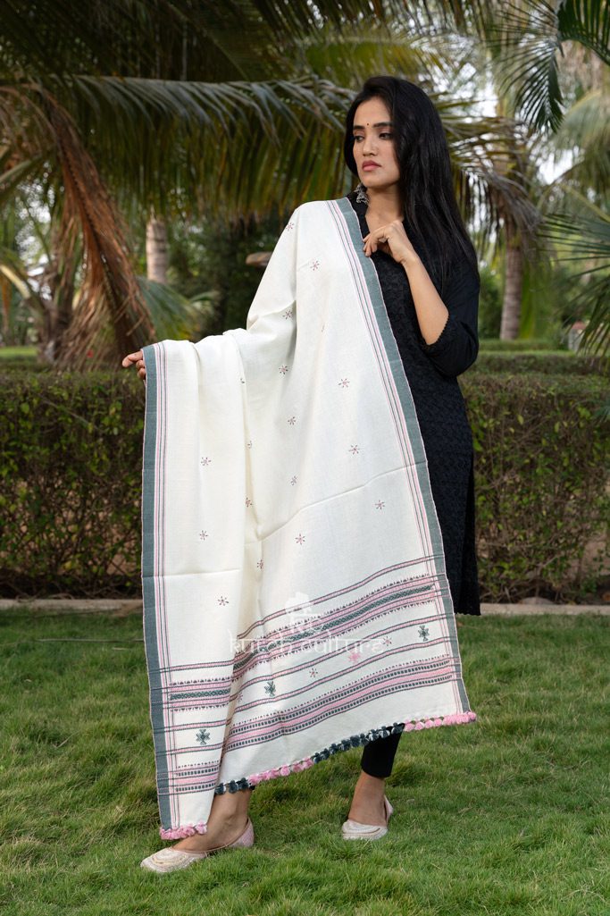 Understated Sophistication in Kutch Hand Weaving Mirror Shawl