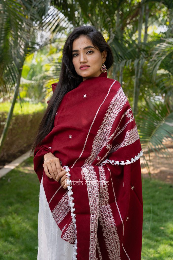 Timeless Elegance in Kutch Hand Weaving Mirror Shawl